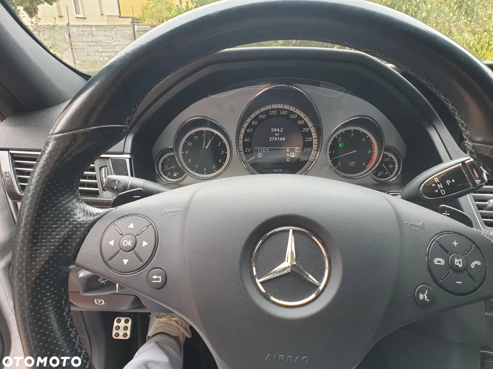 Mercedes-Benz Klasa E 350 T CDI DPF 4Matic BlueEFFICIENCY 7G-TRONIC Avantgarde - 19