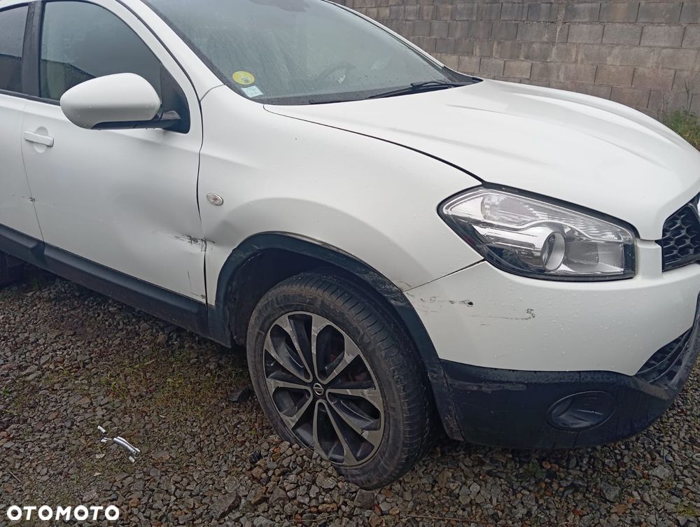 Nissan Qashqai 1.5 dCi 360 - 4