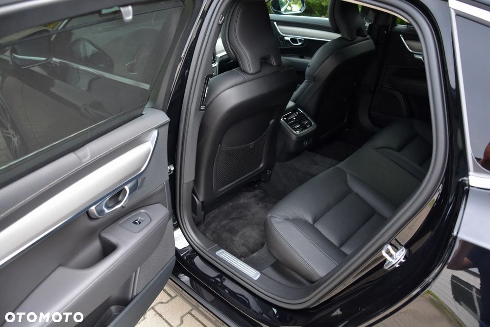 Volvo S90 - 28