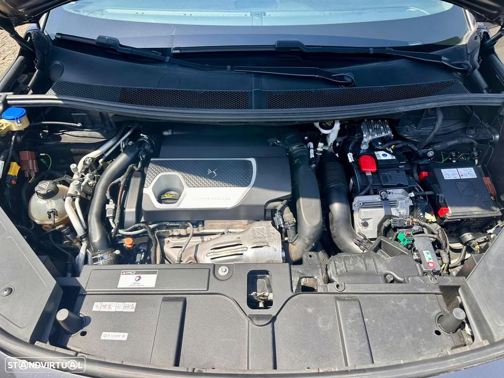 DS DS7 Crossback E-Tense Performance Line EAT8 - 14