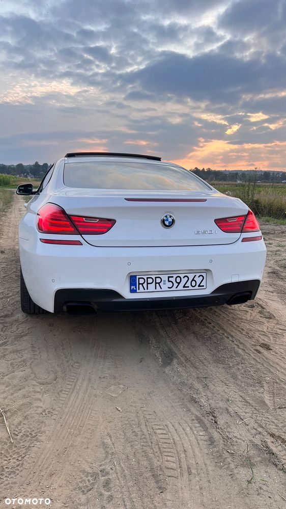 BMW Seria 6 650i xDrive - 7