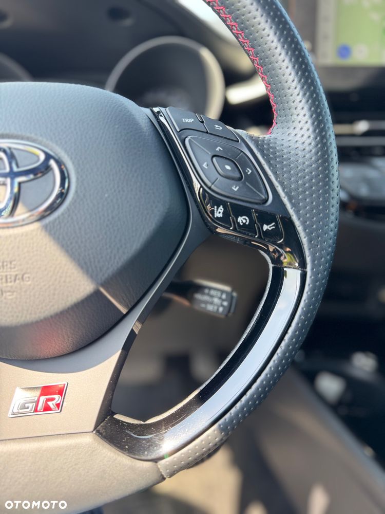 Toyota C-HR 1.8 Hybrid GPF GR Sport - 22