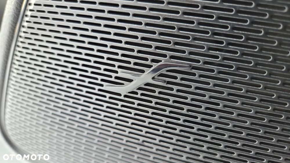 Mercedes-Benz GLA 250e AMG Line - 24