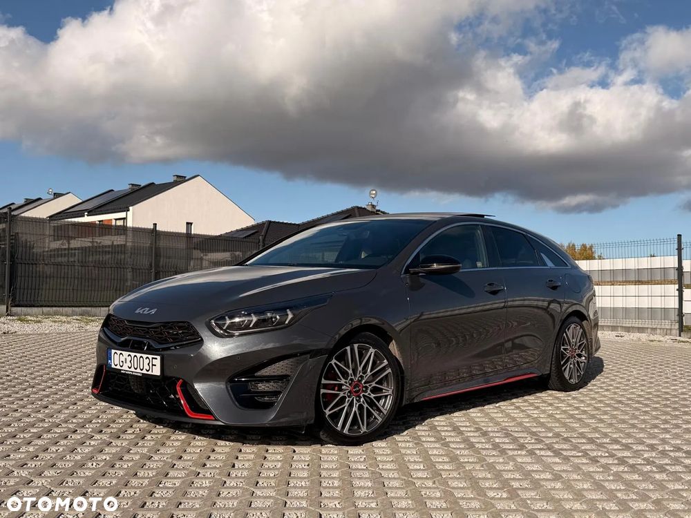Kia ProCeed - 12