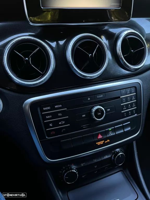 Mercedes-Benz CLA 200 - 21