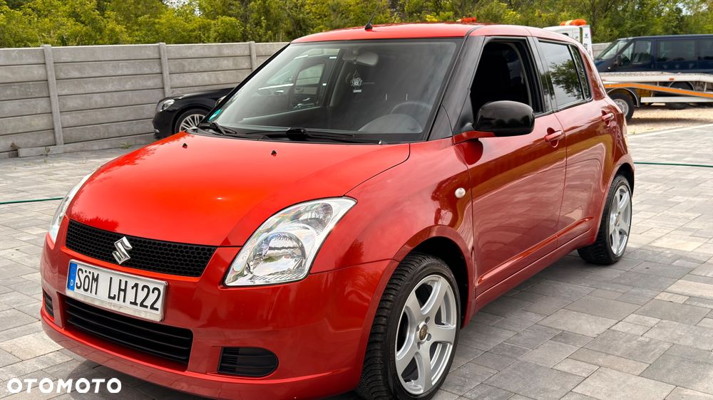 Suzuki Swift 1.3 Limited 25 - 3