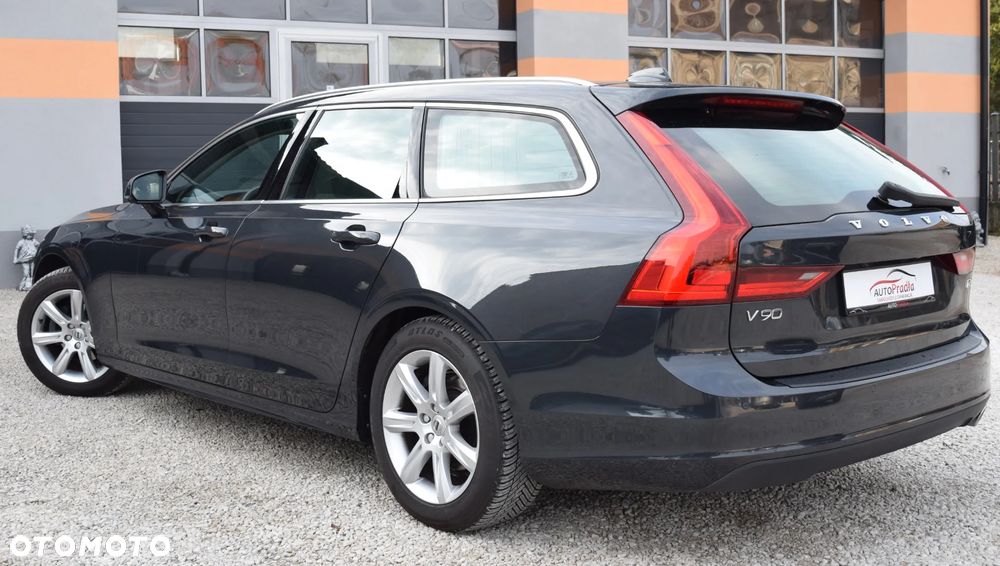 Volvo V90 D3 Momentum Pro - 10