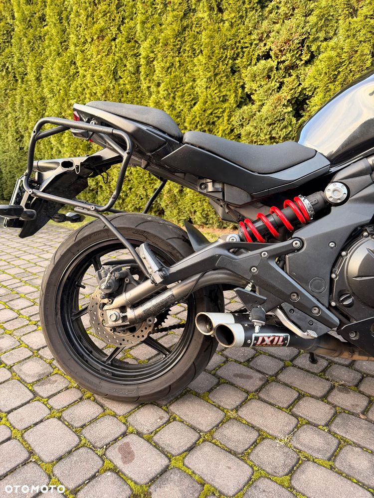 Kawasaki ER - 8