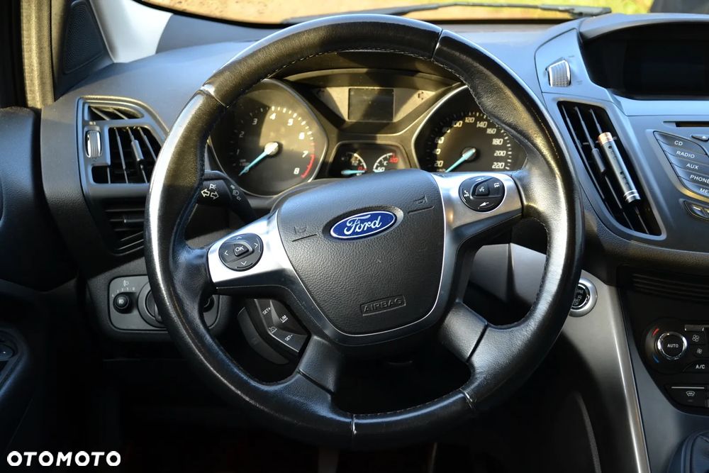 Ford Kuga 1.6 EcoBoost 2x4 Trend - 14