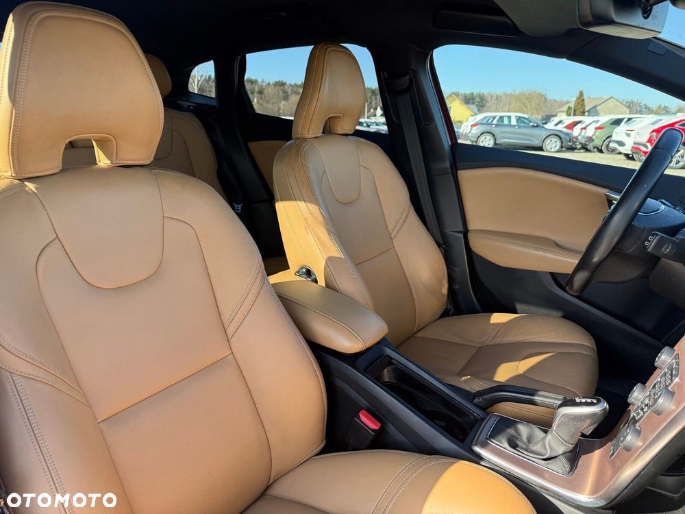 Volvo V40 D3 Drive-E SCR Inscription - 18