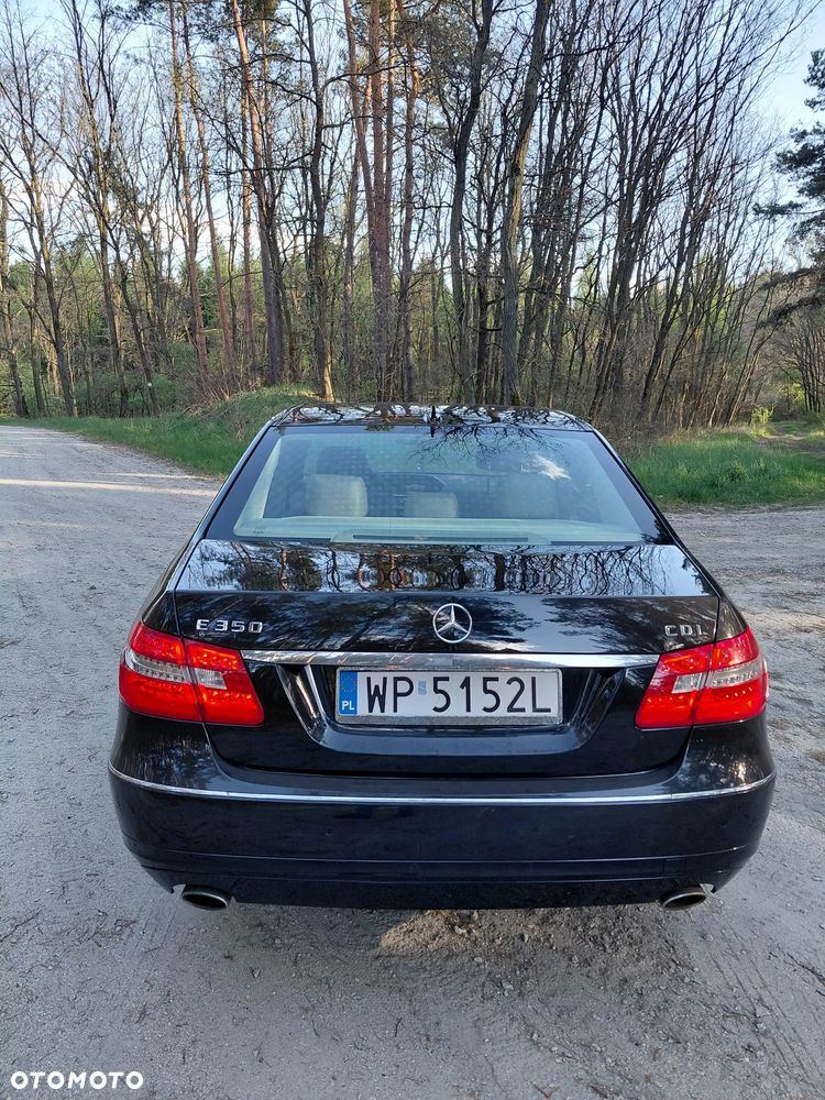 Mercedes-Benz Klasa E 350 CDI BlueEff - 12