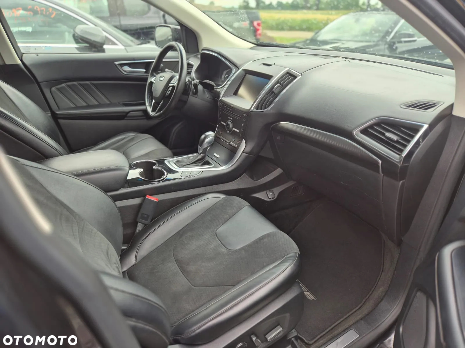 Ford Edge - 21