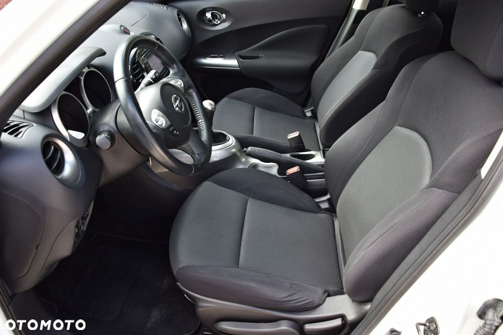 Nissan Juke 1.6 Visia - 28