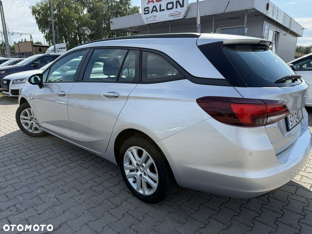 Opel Astra - 4