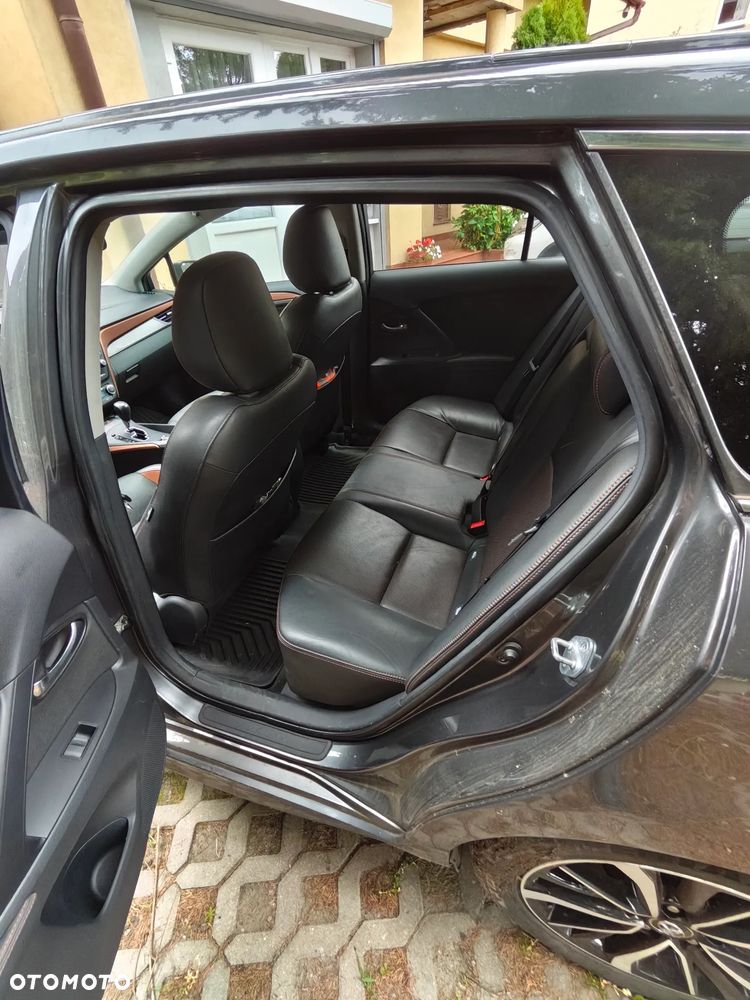 Toyota Avensis 1.8 Active MS - 8