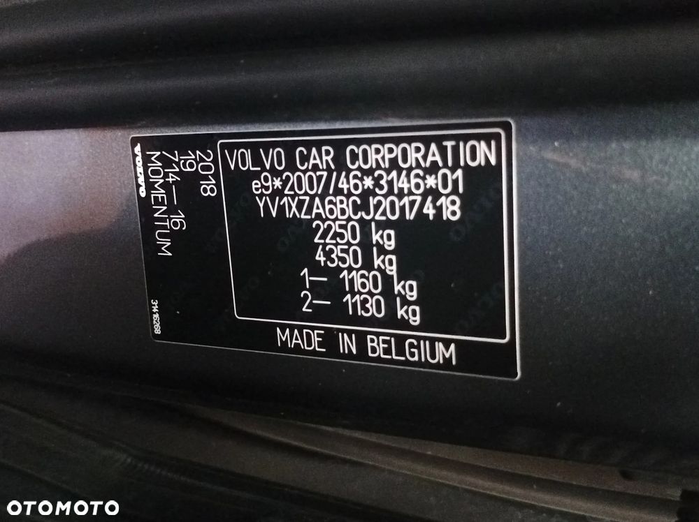 Volvo XC 40 D4 AWD Momentum - 13