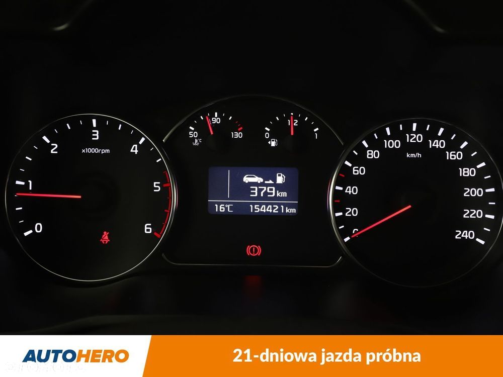 Kia Carens - 20