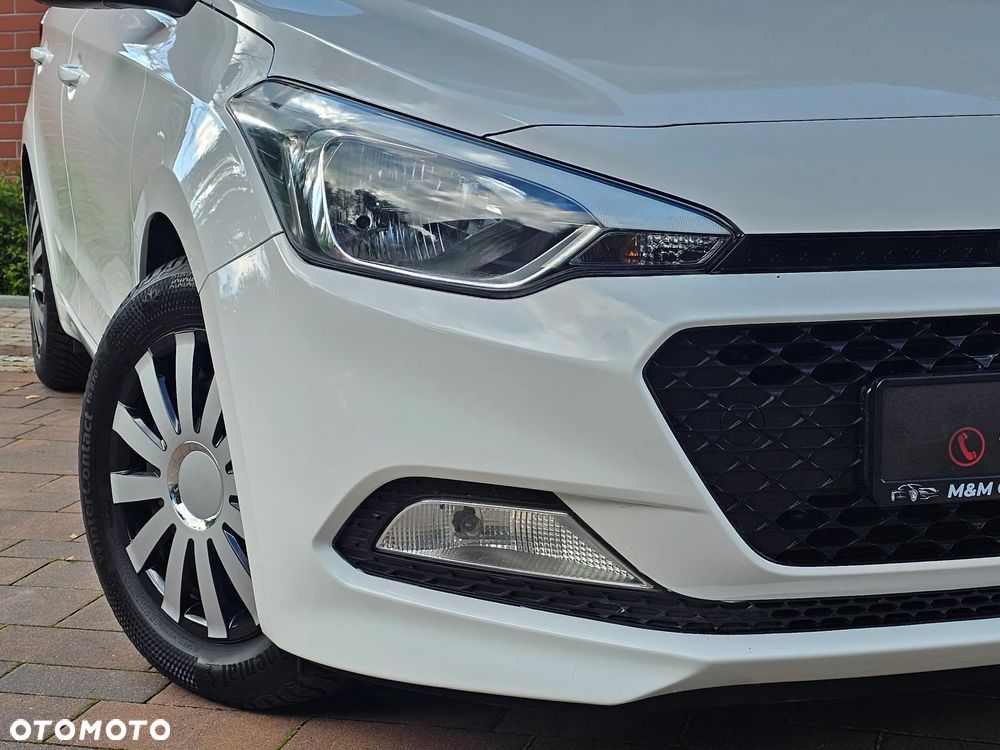 Hyundai i20 1.2 Classic + - 3