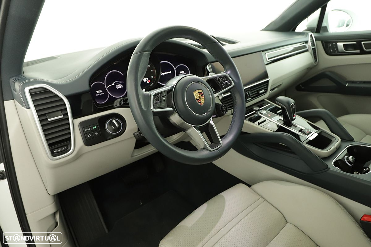 Porsche Cayenne Coupé E-Hybrid Zukunft - 13
