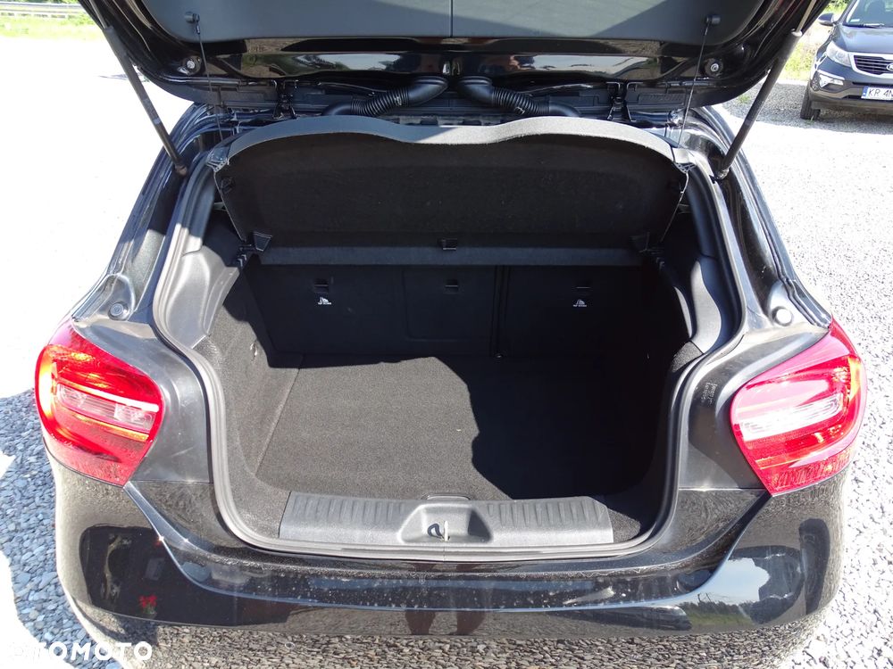 Mercedes-Benz Klasa A 180 (BlueEFFICIENCY) Urban - 8