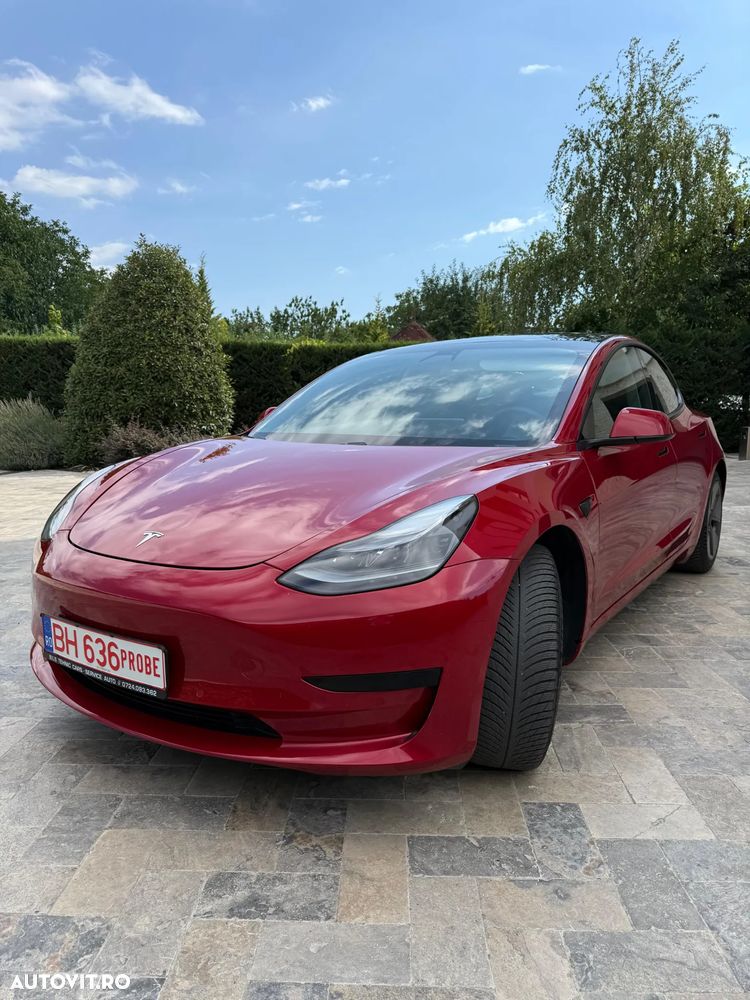 TESLA Model 3 2021 — imagine 2