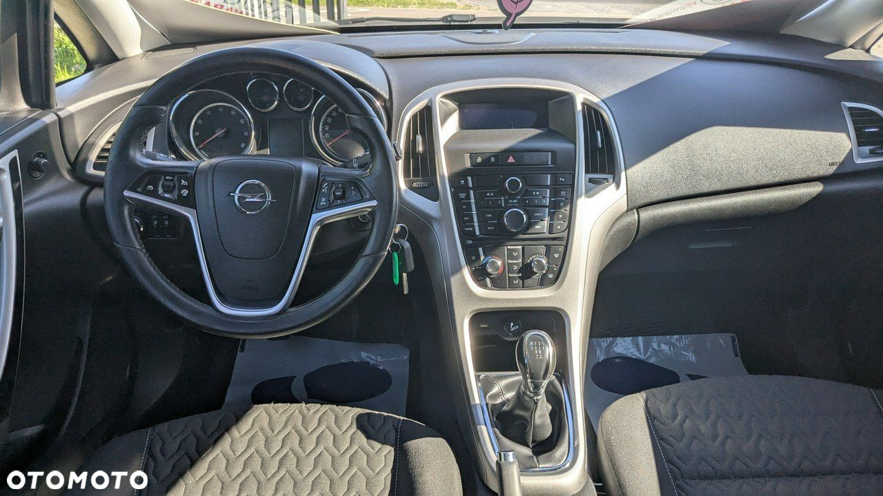 Opel Astra - 24