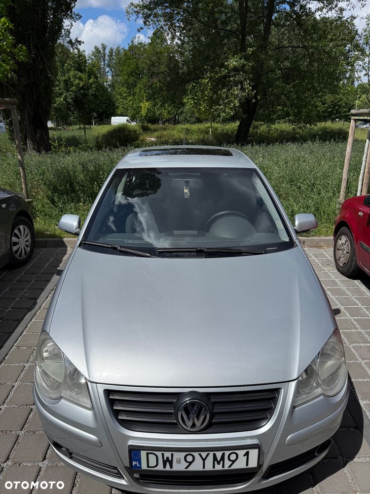 Volkswagen Polo 1.4 16V Comfortline - 2