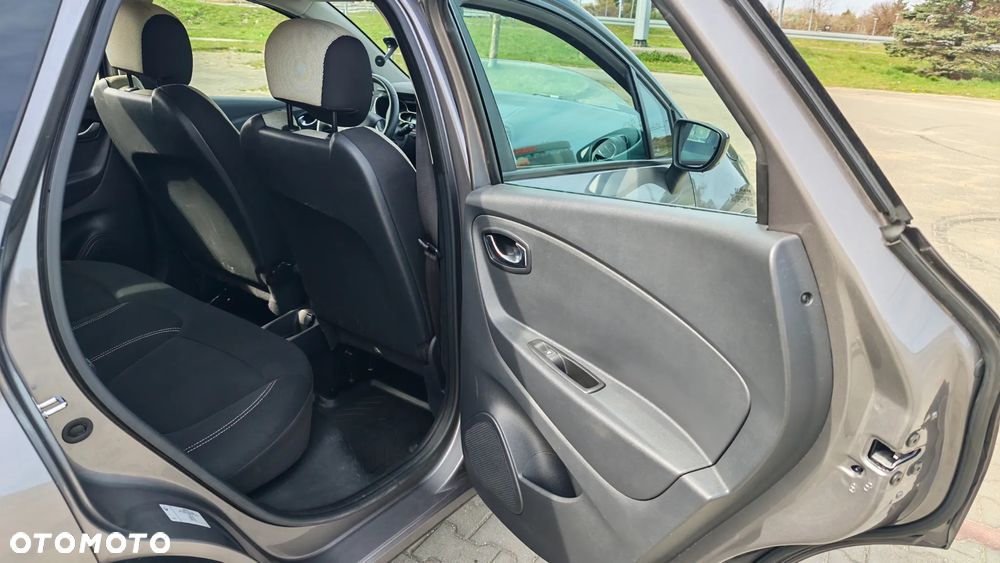 Renault Captur 1.2 Energy TCe Zen EDC - 17