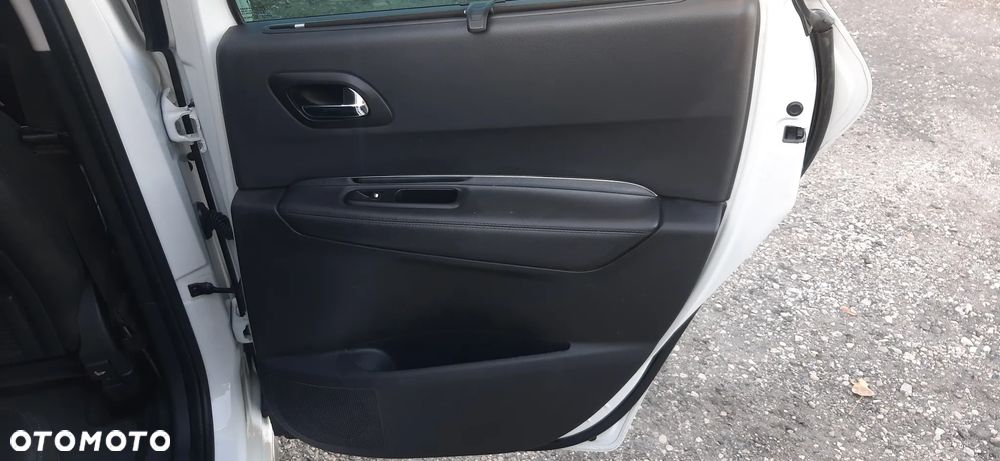 Peugeot 3008 HDi 115 Allure - 22