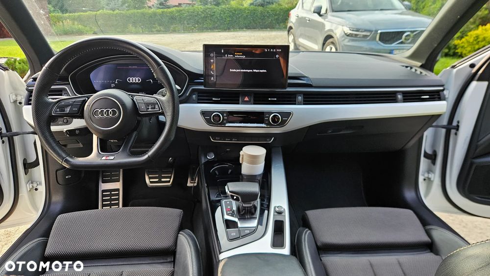 Audi A4 Limousine 35 TFSI mHEV S Line S tronic - 13