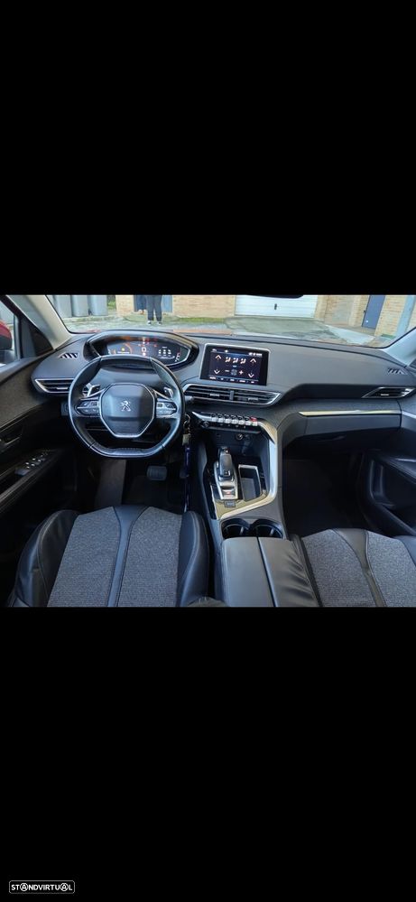 Peugeot 3008 1.5 BlueHDi Allure EAT8 - 11