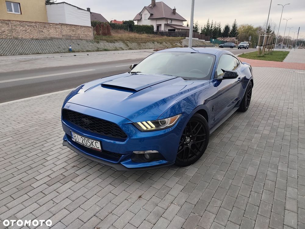 Ford Mustang - 12