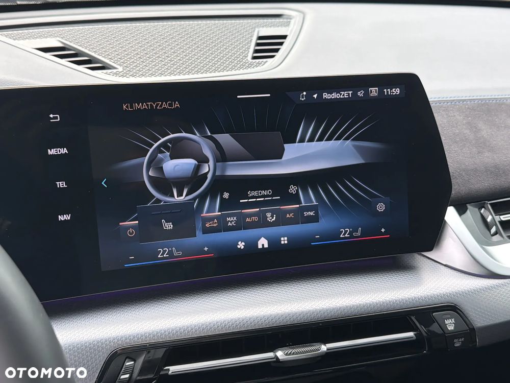 BMW X1 sDrive20i mHEV - 24