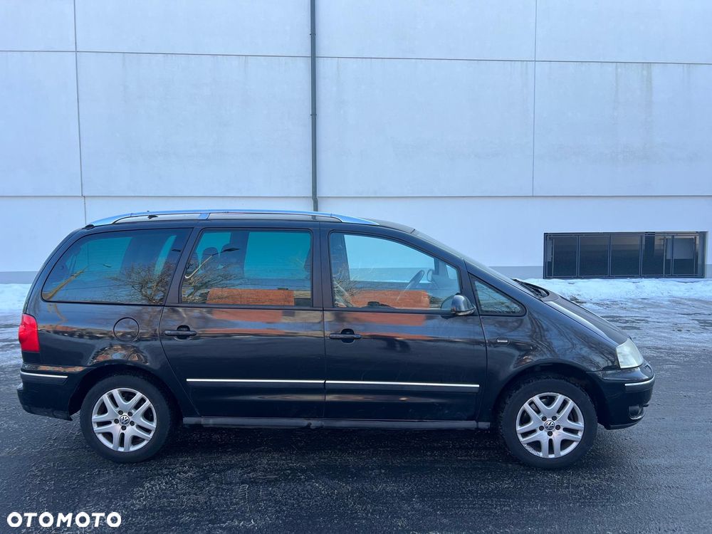 Volkswagen Sharan 2.8 V6 Highline Tiptr - 12