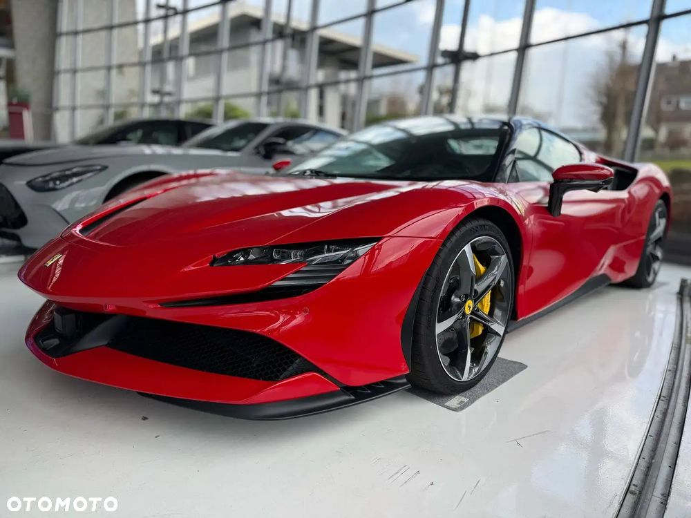 Ferrari SF90 Spider - 3