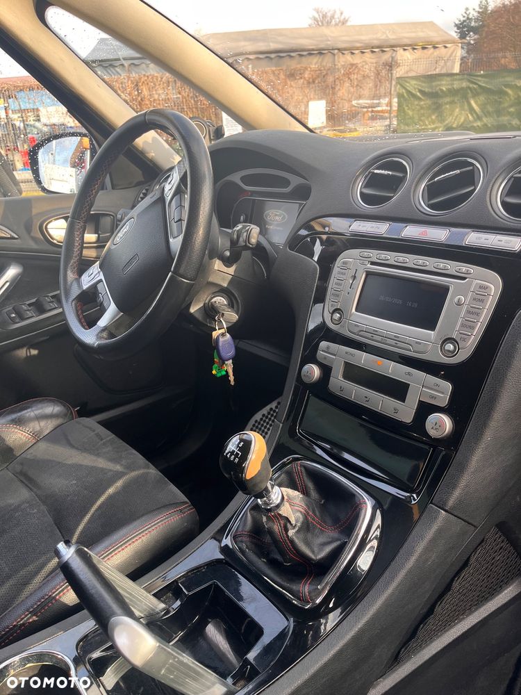 Ford S-Max 2.2 TDCi Titanium - 12
