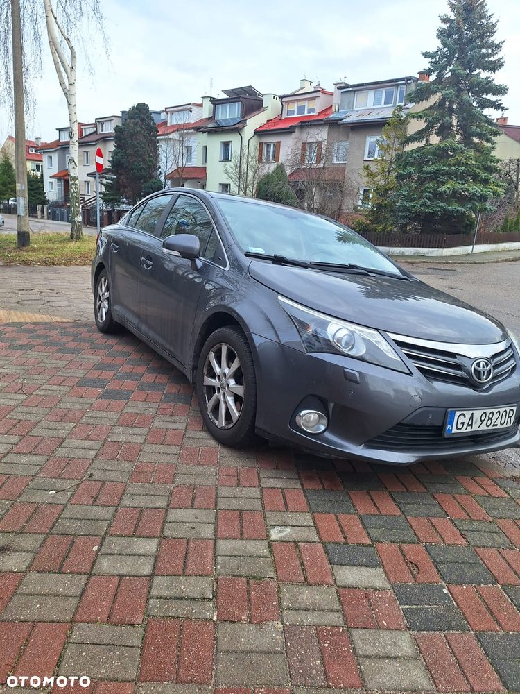 Toyota Avensis 1.8 Premium MS - 7