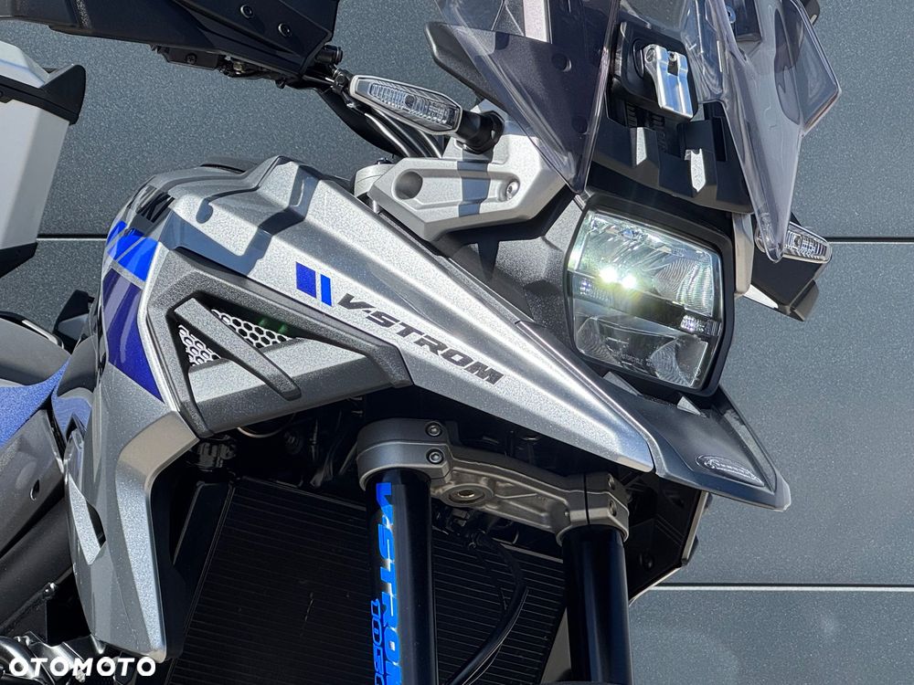 Suzuki V-STROM - 3