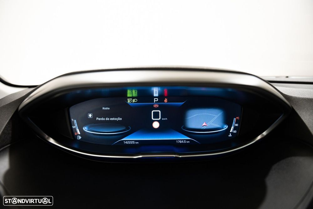 Peugeot 5008 1.2 PureTech Allure EAT8 - 34