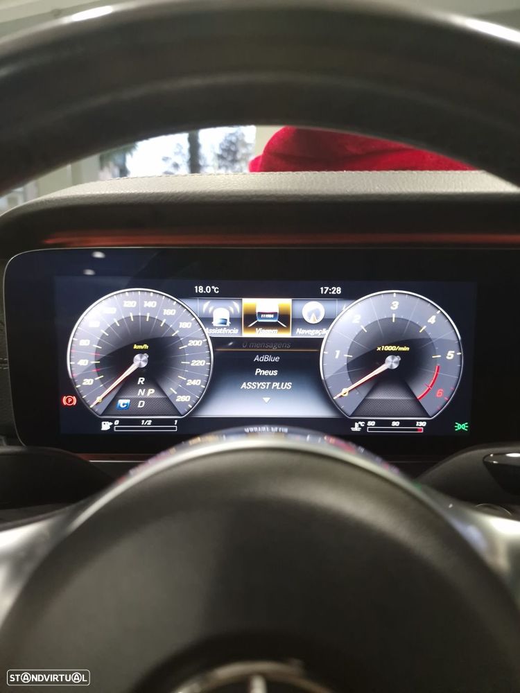 Mercedes-Benz E 300 d AMG Line - 42