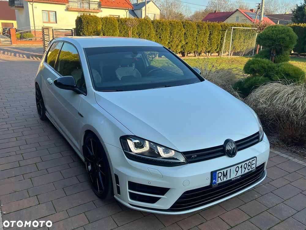 Volkswagen Golf - 16