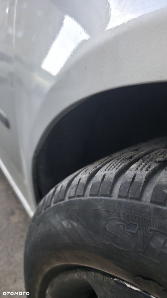 Volkswagen Golf 1.9 TDI Comfortline - 6