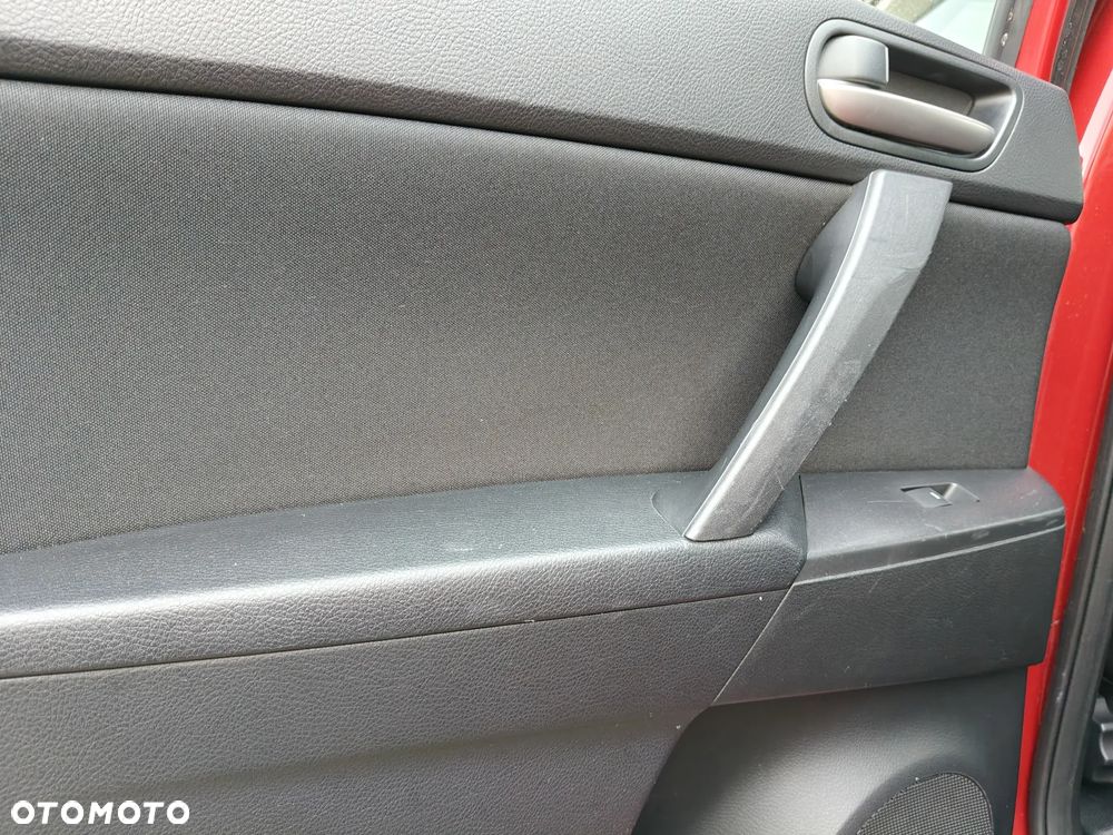 Mazda 3 2.0 Exclusive + - 22