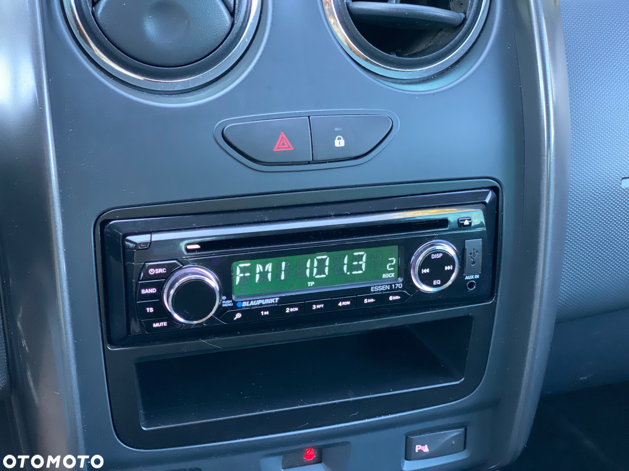 Dacia Duster 1.6 Laureate - 23