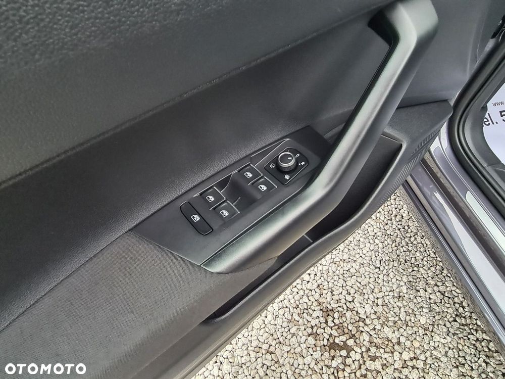 Volkswagen Taigo 1.0 TSI R-Line - 36