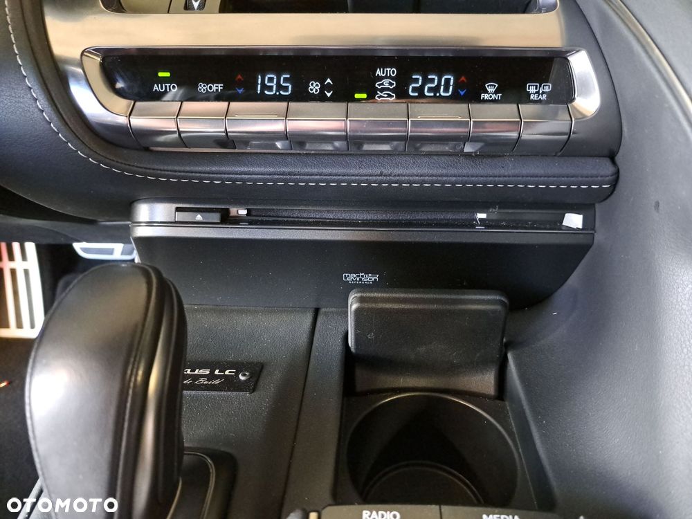 Lexus LC 500 Bespoke - 26