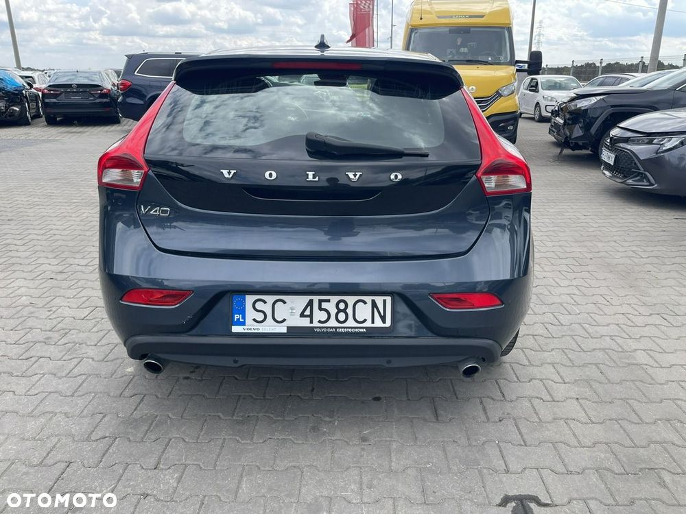 Volvo V40 D3 Drive-E SCR Momentum - 7