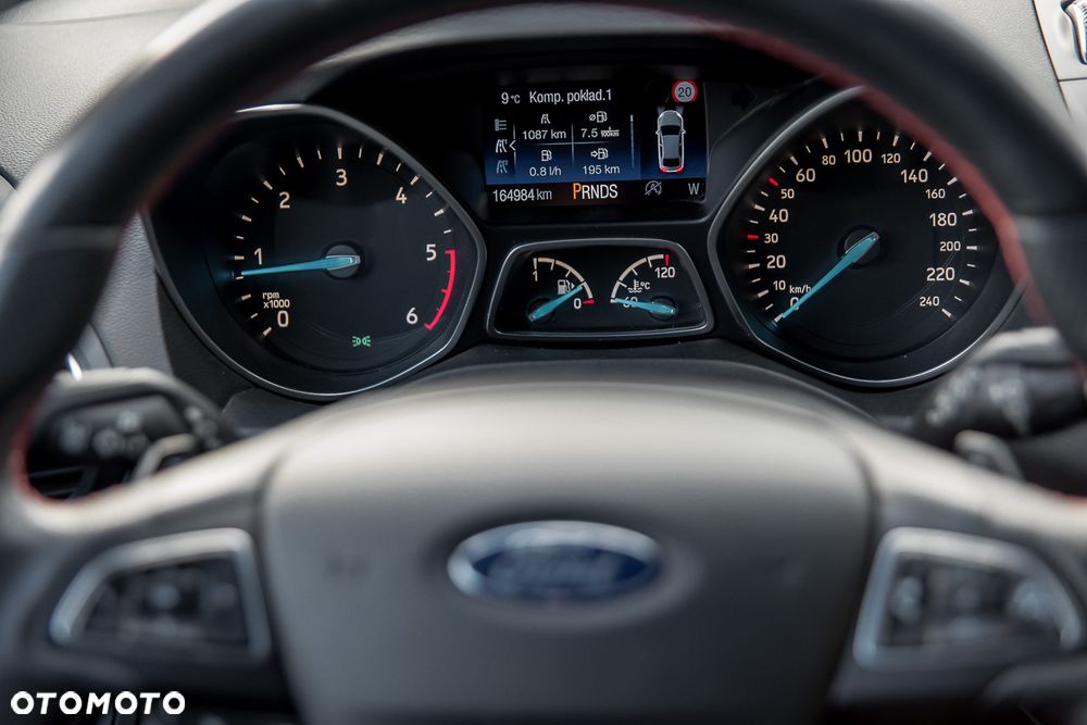 Ford Kuga 2.0 TDCi FWD ST-Line - 31