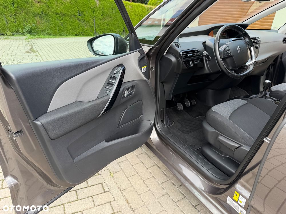 Citroën C4 Picasso - 17