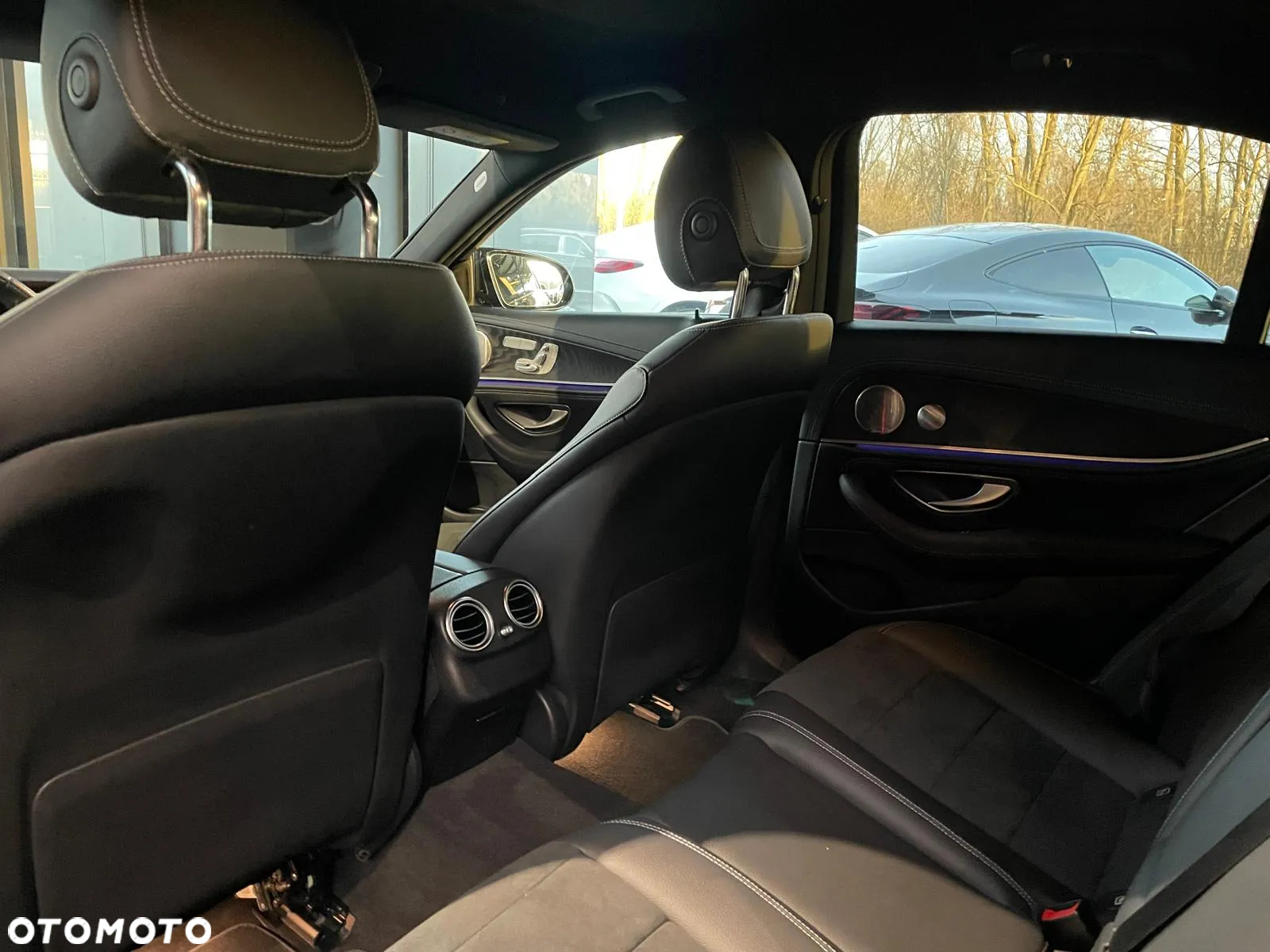 Mercedes-Benz Klasa E 220 d 4-Matic AMG - 9